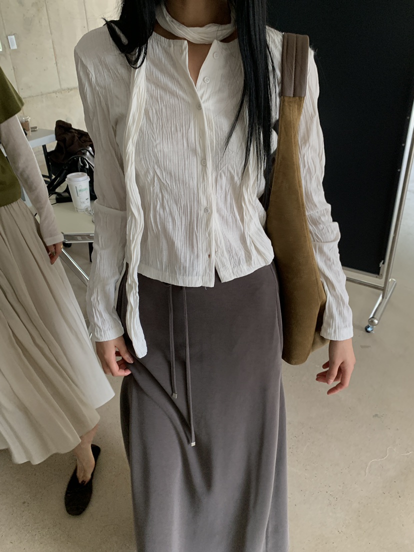 B_GARDER東大門實拍女裝新品休閑人氣推薦長袖T恤含圍巾開衫B.GARDER長袖T恤