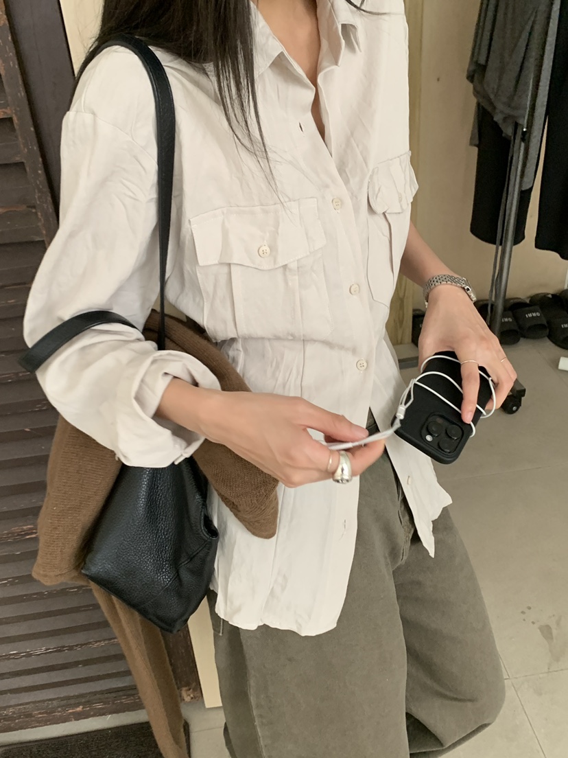 B_GARDER韓國直郵女士新品真品熱賣人氣推薦襯衫蕾絲衫褶皺B.GARDER襯衫/蕾絲衫