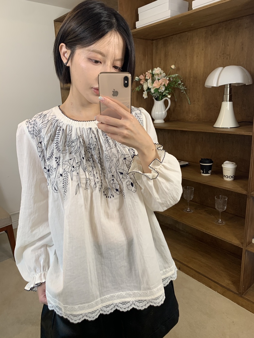 FABRIC東大門直郵女裝新款休閑真品時尚人氣襯衫蕾絲衫刺繡FABRIC襯衫/蕾絲衫