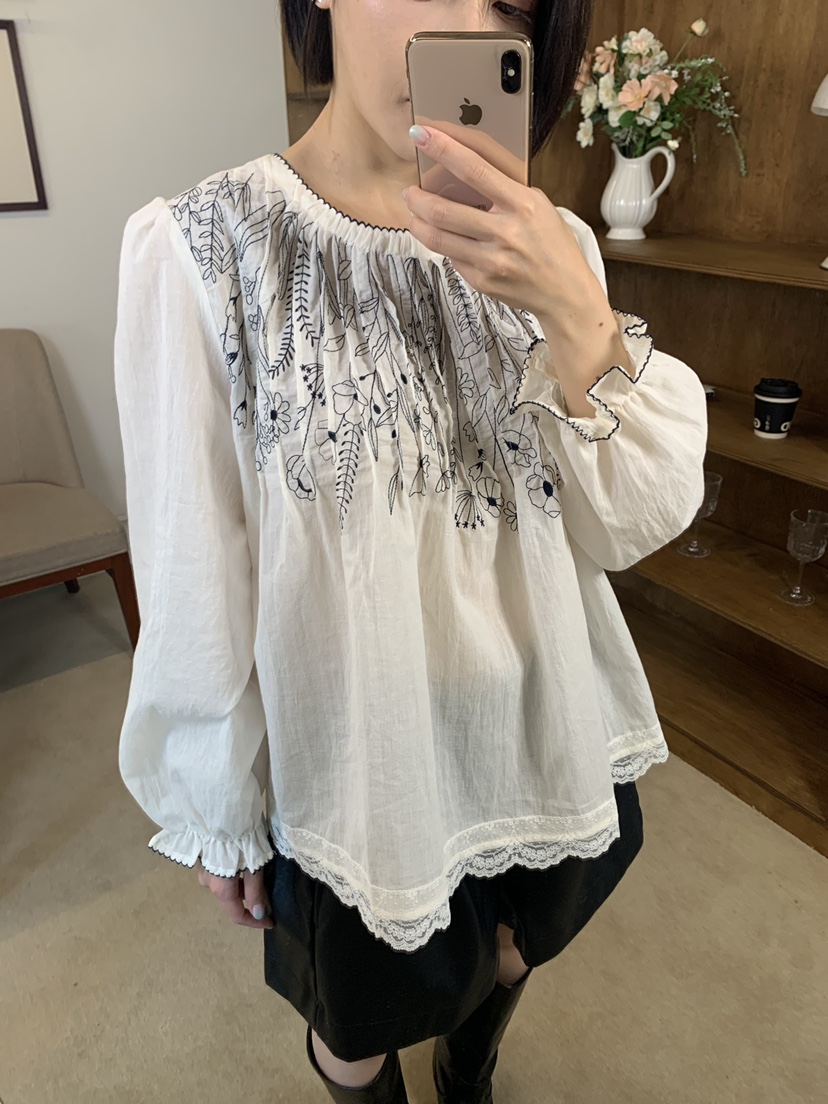 FABRIC東大門直郵女裝新款休閑真品時尚人氣襯衫蕾絲衫刺繡FABRIC襯衫/蕾絲衫