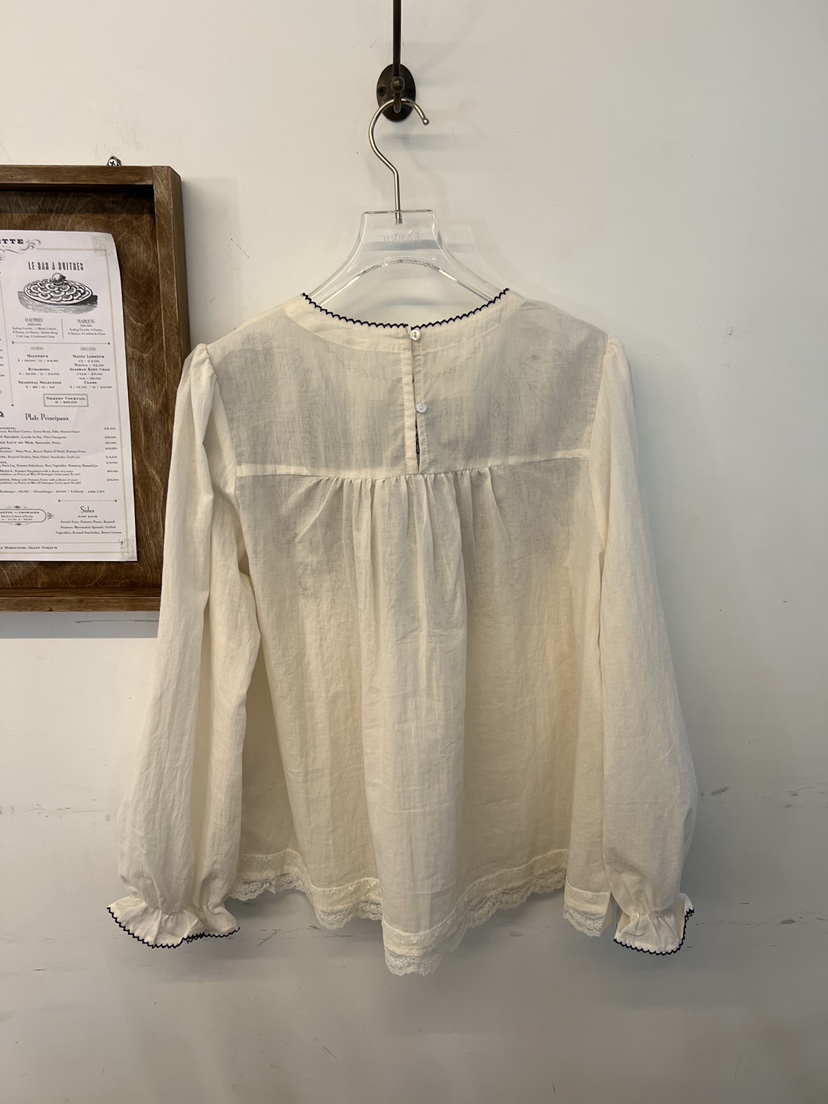 FABRIC東大門直郵女裝新款休閑真品時尚人氣襯衫蕾絲衫刺繡FABRIC襯衫/蕾絲衫