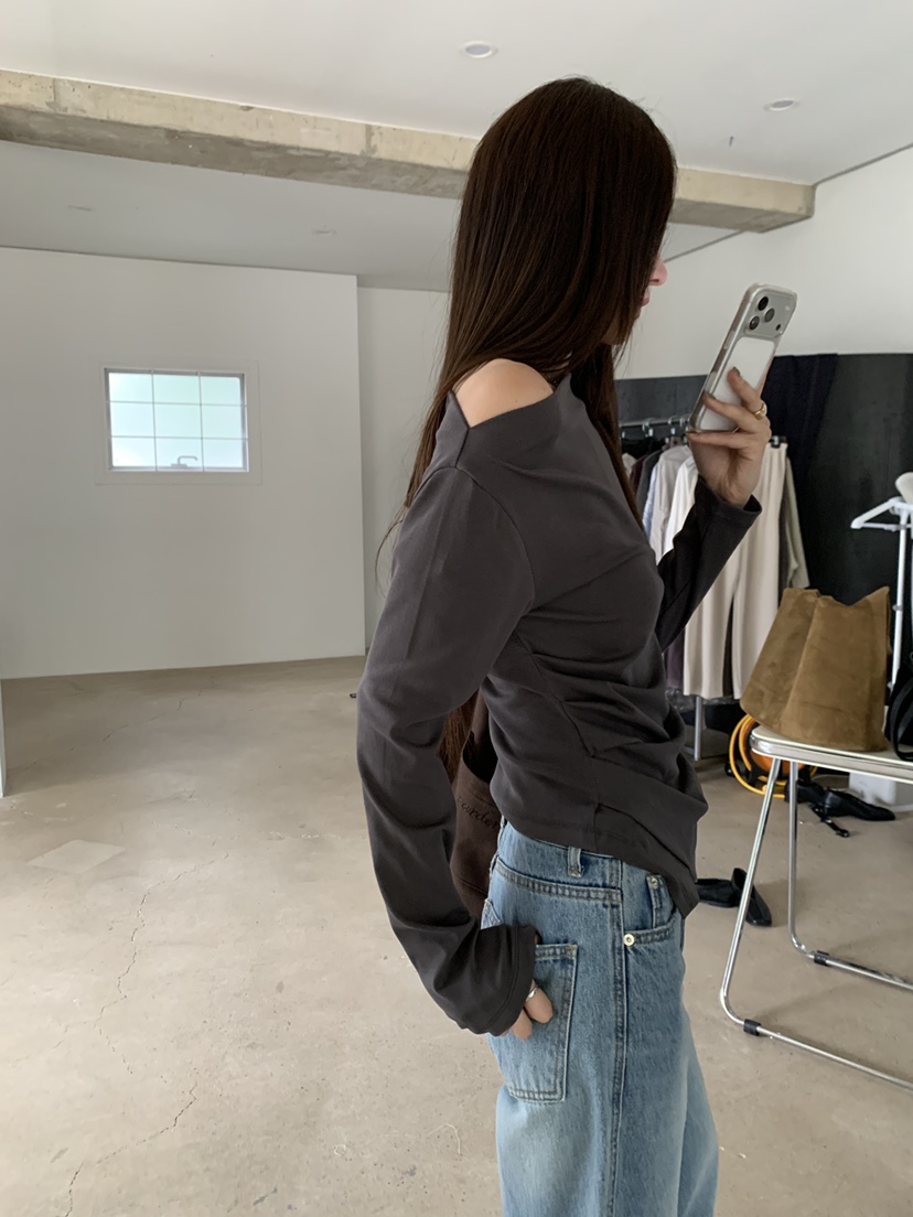 B_GARDER韓國直郵女裝新品真品推薦人氣熱賣長袖T恤不對稱B.GARDER長袖T恤