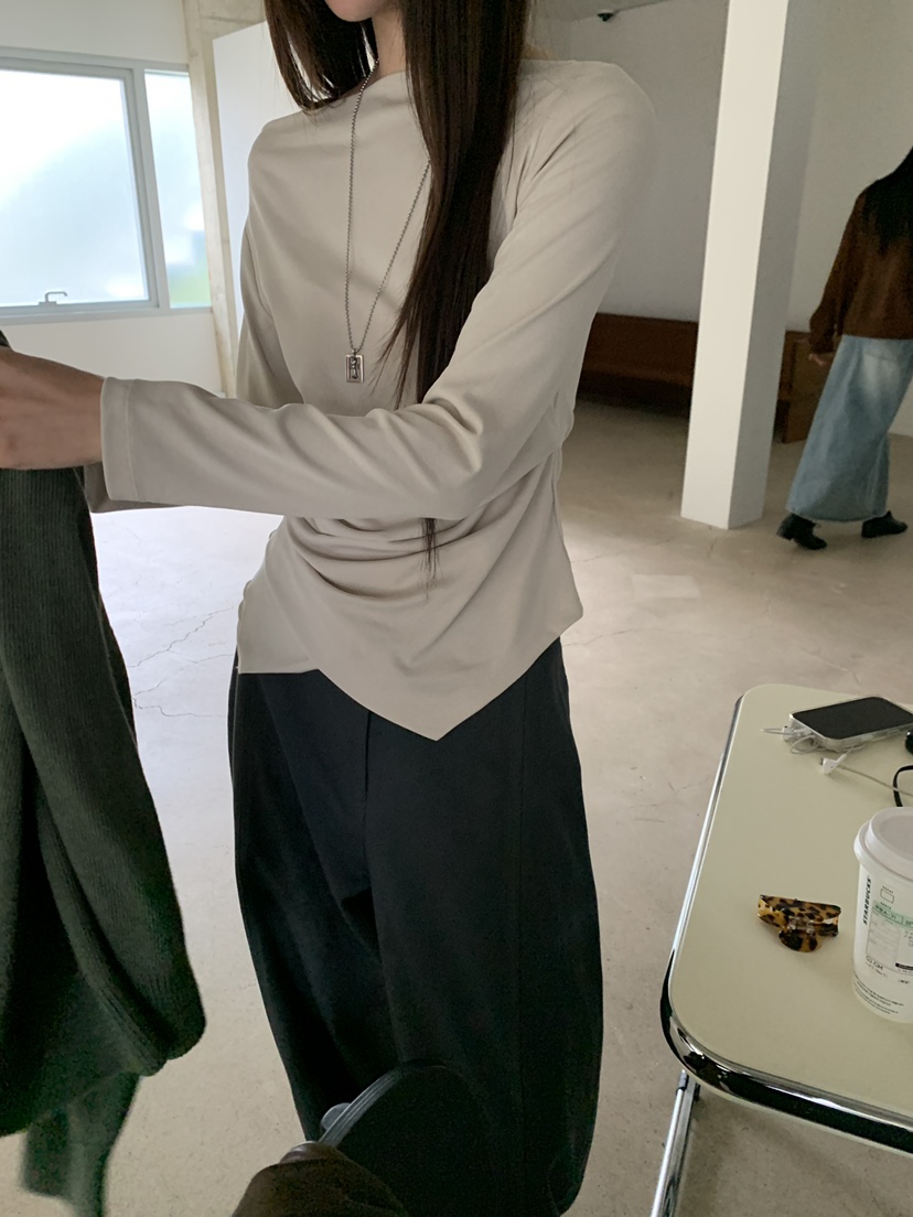 B_GARDER韓國直郵女裝新品真品推薦人氣熱賣長袖T恤不對稱B.GARDER長袖T恤