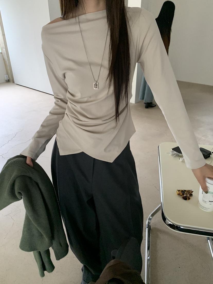 B_GARDER韓國直郵女裝新品真品推薦人氣熱賣長袖T恤不對稱B.GARDER長袖T恤