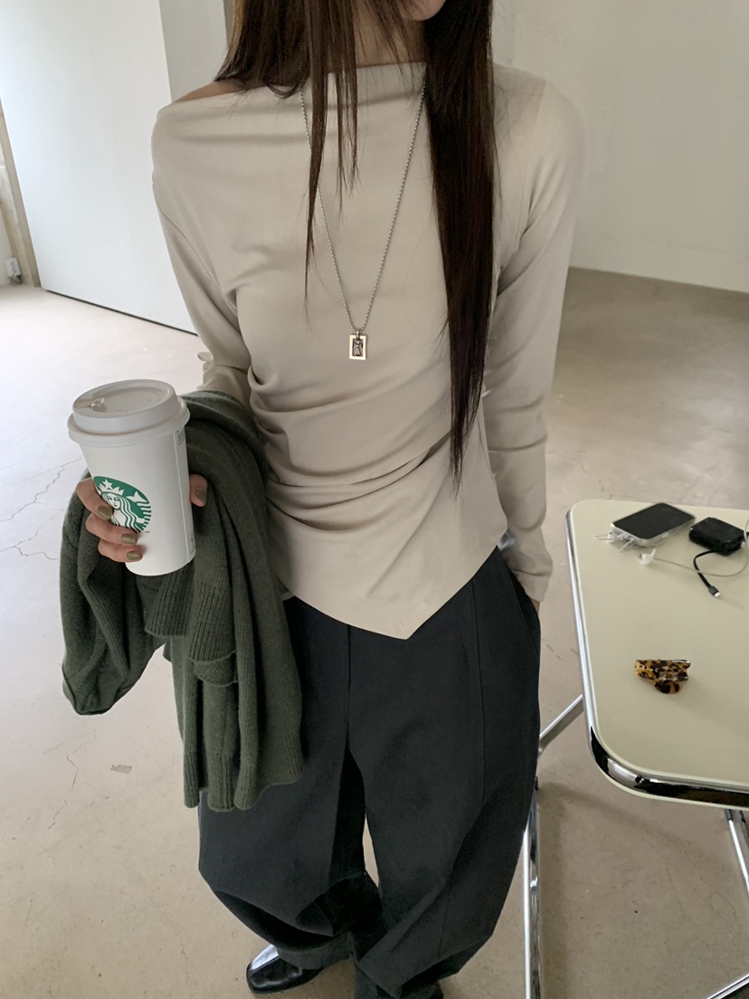B_GARDER韓國直郵女裝新品真品推薦人氣熱賣長袖T恤不對稱B.GARDER長袖T恤
