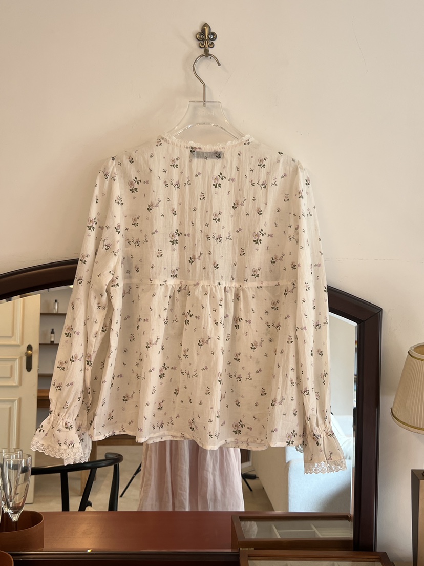 FABRIC東大門實拍女裝新品真品人氣休閑推薦襯衫蕾絲衫花朵FABRIC襯衫/蕾絲衫