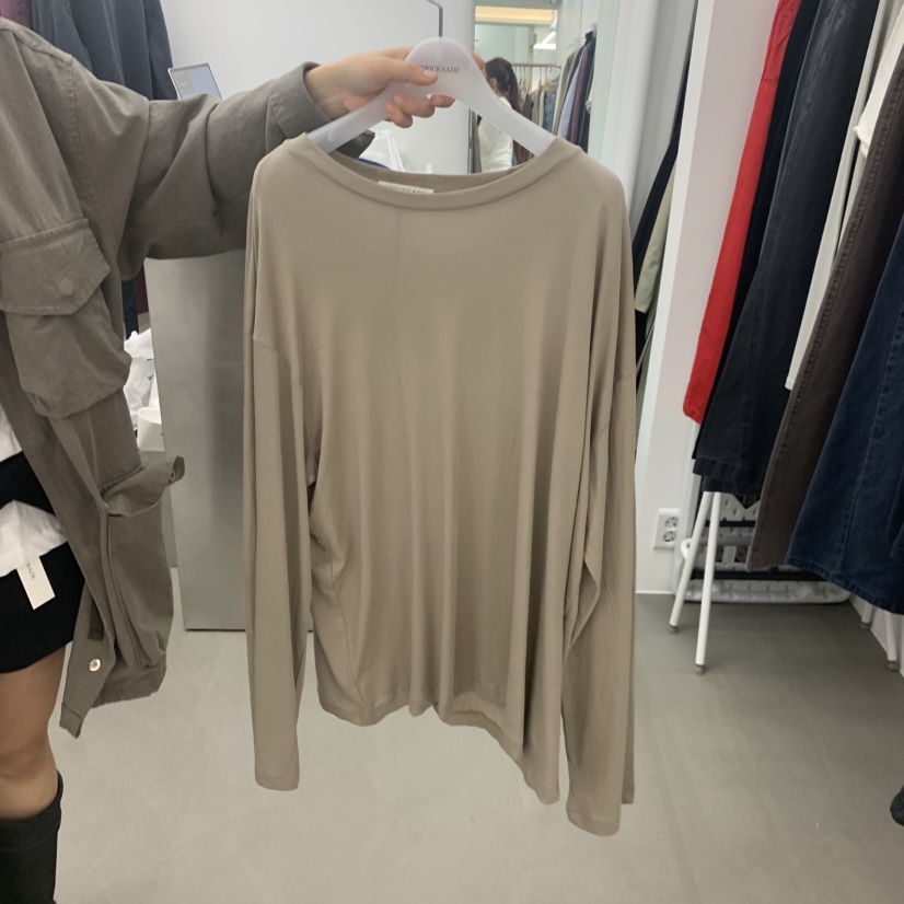 BRICKSADE韓國直郵女裝新品真品休閑時尚人氣熱賣長袖T恤BRICKSADE長袖T恤圖色1