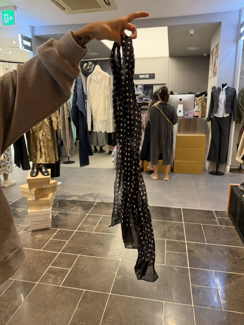 SOPHISTICATE韓國直郵女士新品休閑熱賣圍巾披肩圍巾圓點SOPHISTICATE圍巾/披肩圖色2