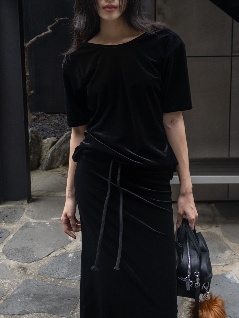 INSSENSE-A東大門實拍女裝新款人氣真品休閑T恤天鵝絨露背INSSENSE-AT恤