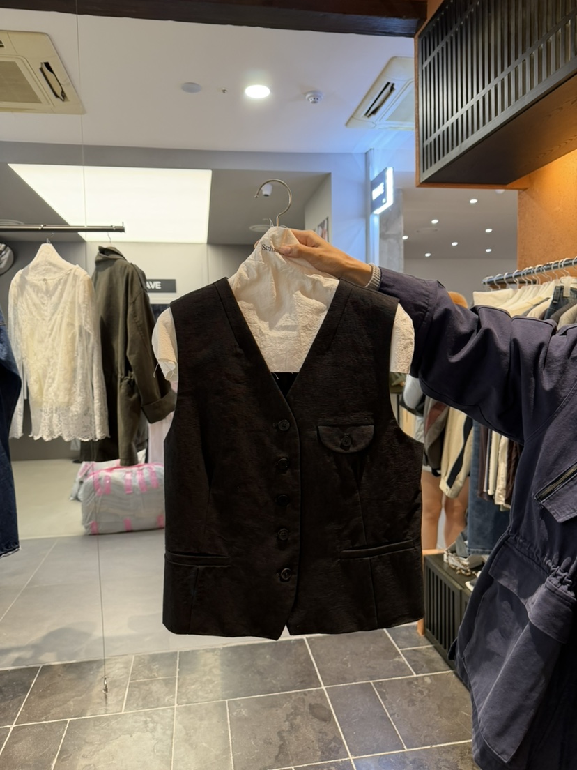 SOPHISTICATE東大門直郵女士新品時尚真品休閑人氣馬甲口袋SOPHISTICATE馬甲圖色2