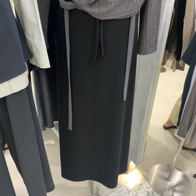 AMON韓國直郵女士新品熱賣休閑人氣推薦真品時尚長裙腰帶AMON長裙圖色2黑