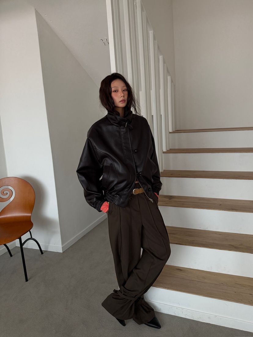 AWESOME SAUCE東大門直郵女裝新品真品時尚人氣皮衣皮革AWESOME SAUCE皮衣