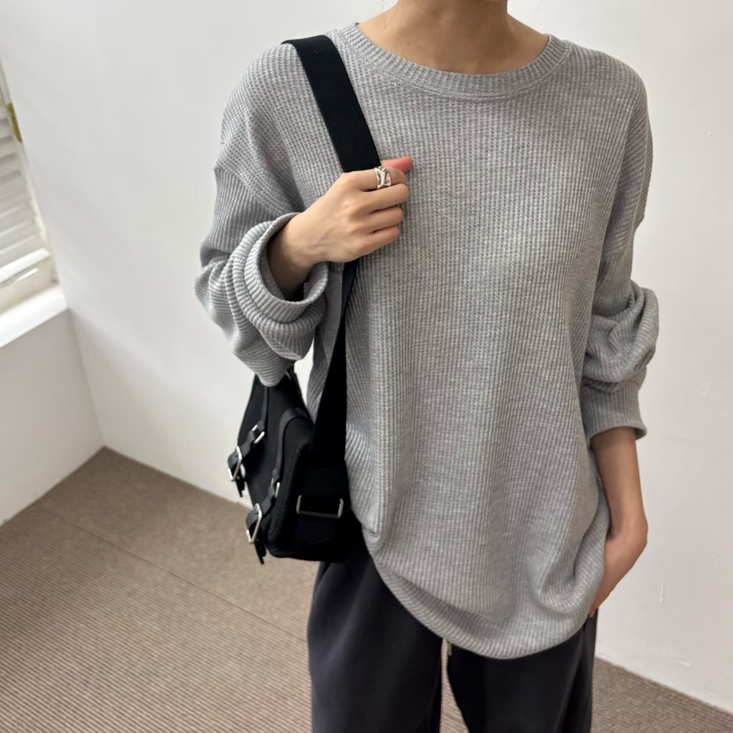 MINIMALGROUND/VIVAGLAM東大門實拍女士新款推薦長袖T恤MINIMALGROUND/VIVAGLAM長袖T恤