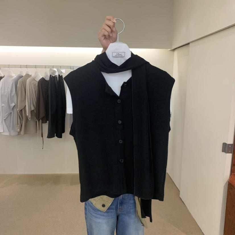 DEUO韓國代購女士新款真品熱賣時尚休閑人氣推薦馬甲DEUO馬甲圖色2黑