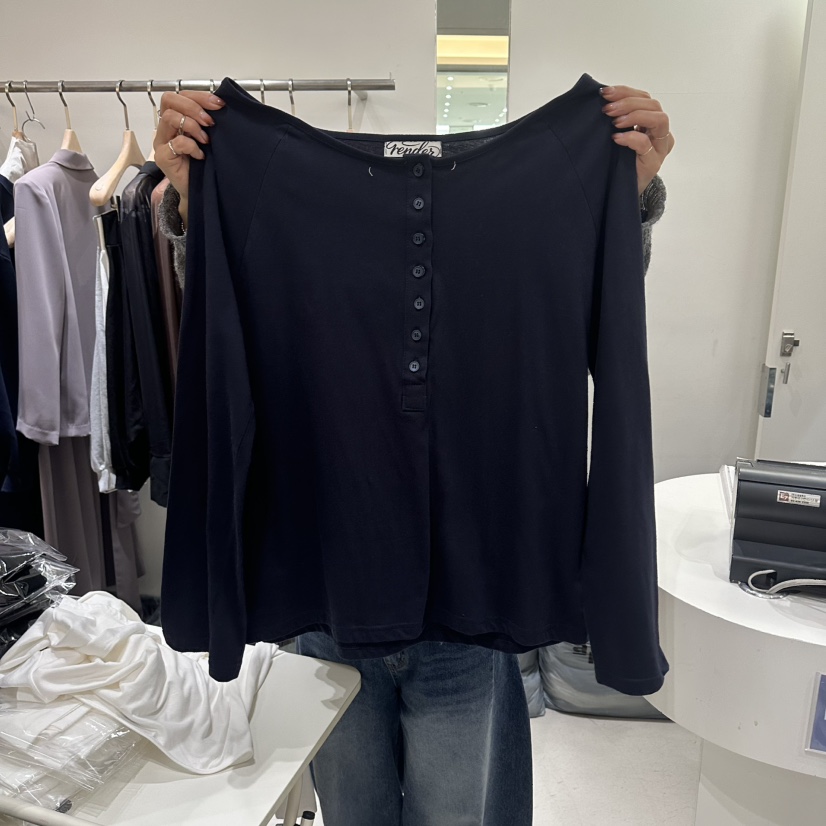 RENDER東大門實拍女士新款休閑熱賣真品人氣長袖T恤不含內搭RENDER長袖T恤圖色2深藍色
