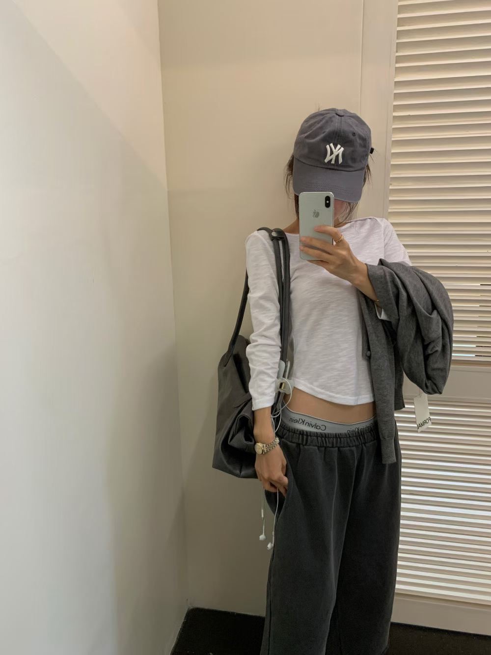HEIL東大門代購女士新款真品人氣熱賣休閑時尚長袖T恤船領HEIL長袖T恤圖色2