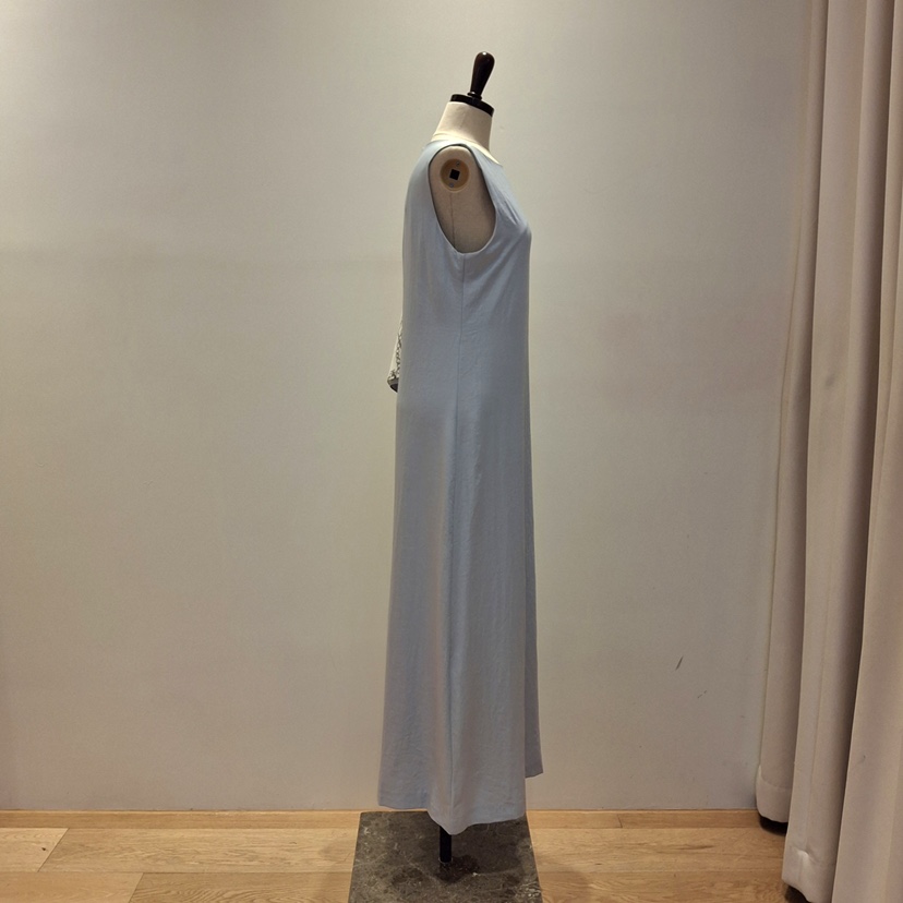 VAN NZILL韓國代購女裝新品熱賣推薦時尚人氣連衣裙天絲VAN NZILL連衣裙