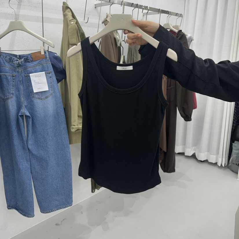 LEPI東大門實拍女士新品時尚休閑人氣推薦真品吊帶背心波紋LEPI吊帶/背心圖色4黑色