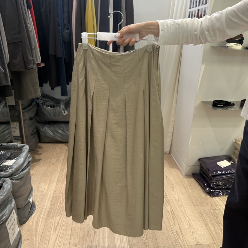 REIRAI韓國直郵女士新品推薦熱賣時尚真品長裙百褶褶裙長款Reirai長裙圖色1