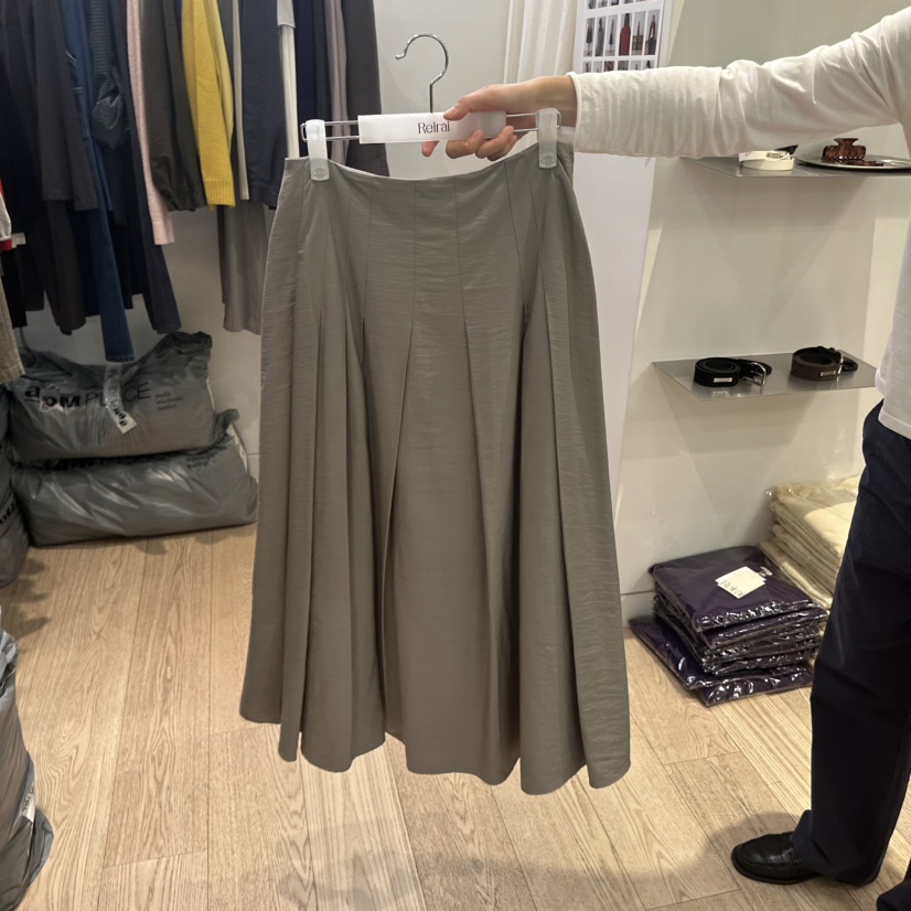 REIRAI韓國直郵女士新品推薦熱賣時尚真品長裙百褶褶裙長款Reirai長裙圖色2