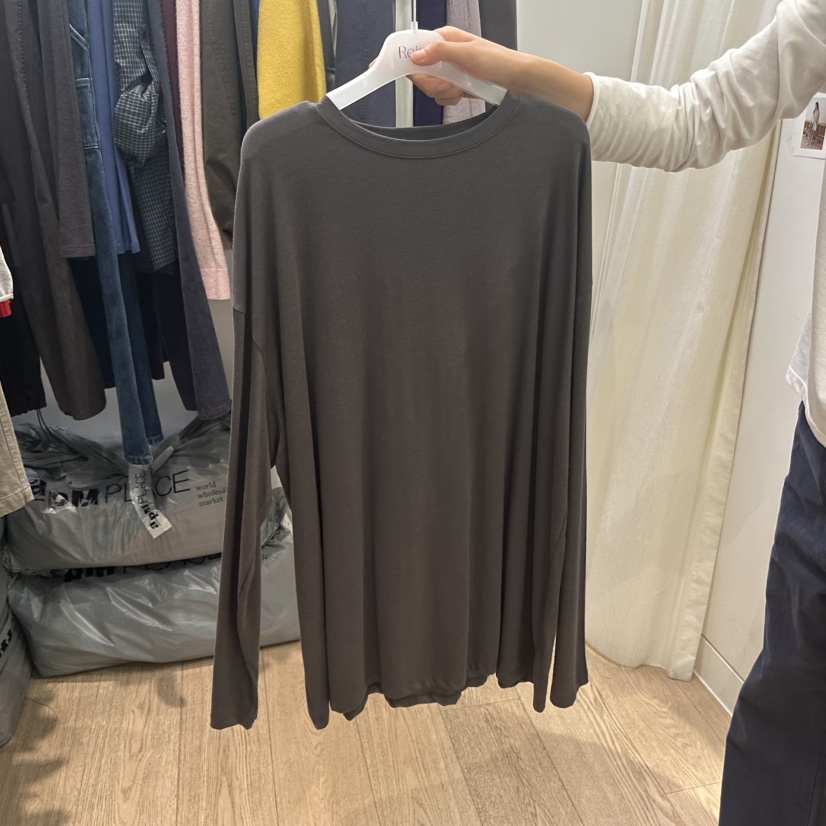 REIRAI韓國代購女士新款熱賣推薦人氣時尚休閑長袖T恤寬松Reirai長袖T恤圖色2墨色