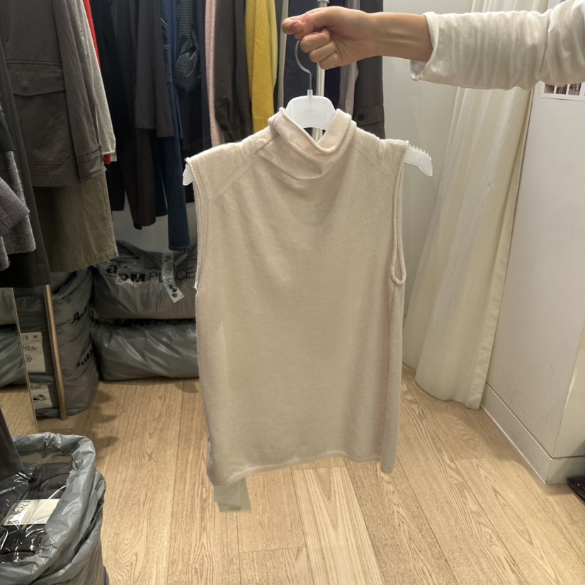 REIRAI東大門直郵女裝新款休閑時尚熱賣人氣吊帶背心高領Reirai吊帶/背心