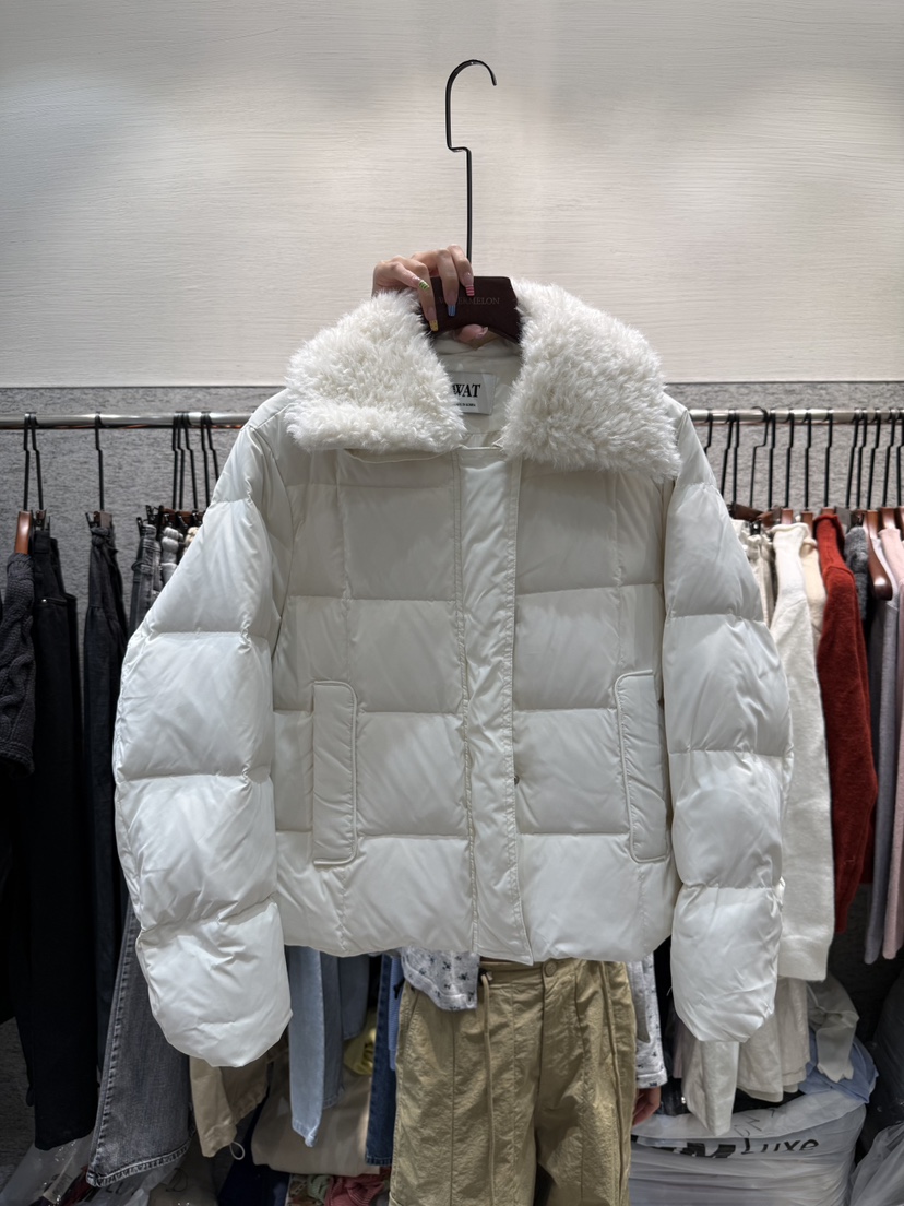 WATER MELON東大門實拍女士新款時尚人氣短款羽絨服鴨絨WATER MELON短款羽絨服圖色1