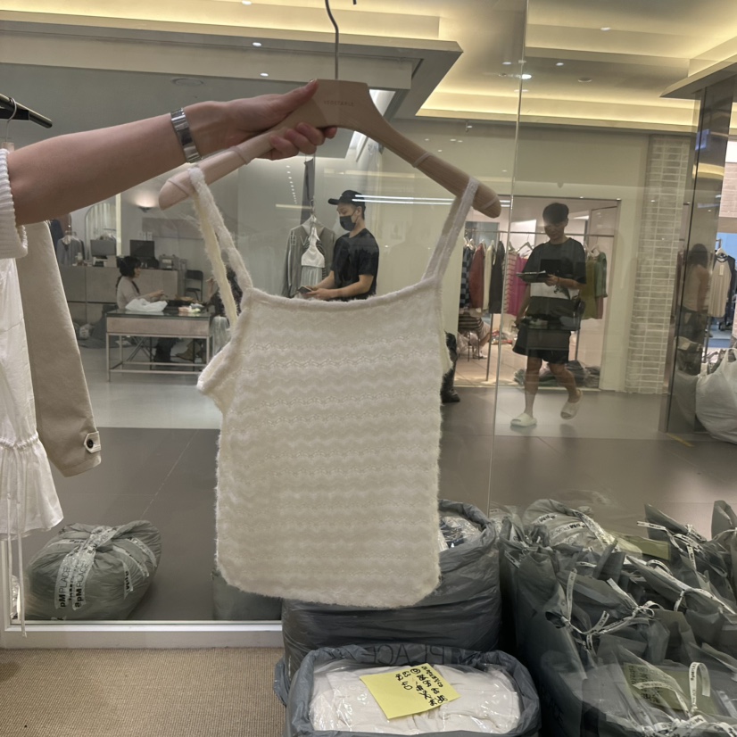 VEGETABLE韓國直郵女士新款熱賣時尚休閑真品推薦吊帶背心VEGETABLE吊帶/背心圖色1