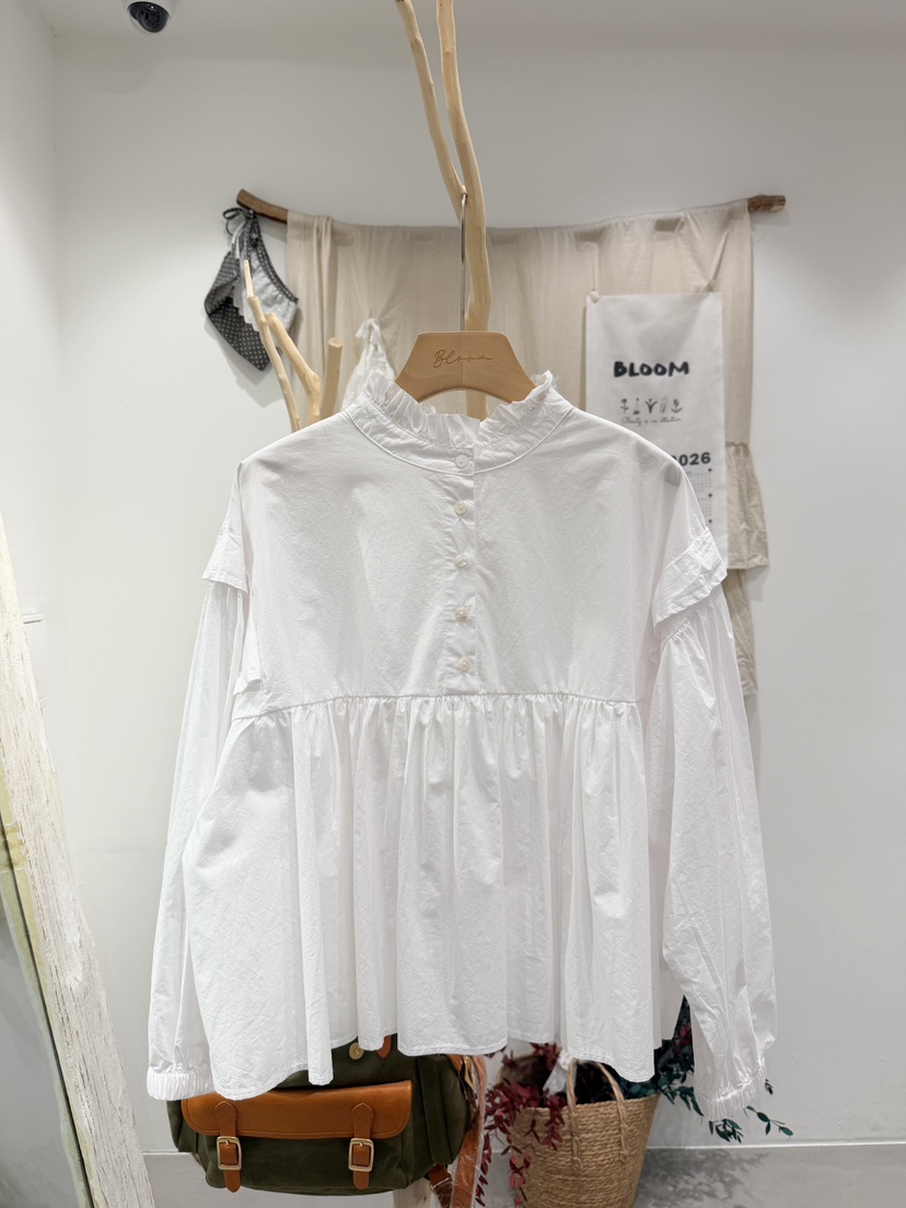 BLOOM韓國代購女裝新品熱賣休閑真品職業襯衫蕾絲衫褶邊紐扣BLOOM-S襯衫/蕾絲衫圖色1