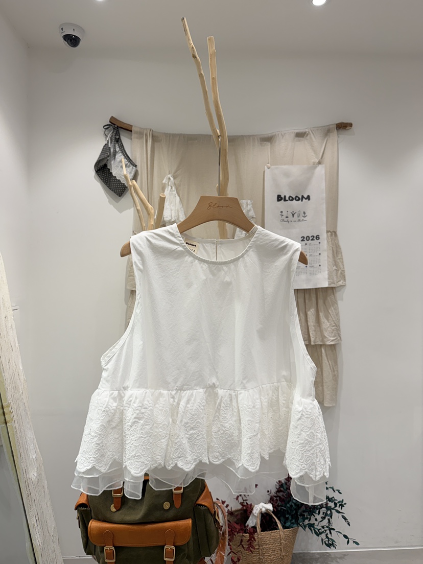 BLOOM東大門實拍女士新款熱賣人氣時尚休閑吊帶背心網眼蕾絲BLOOM-S吊帶/背心圖色1
