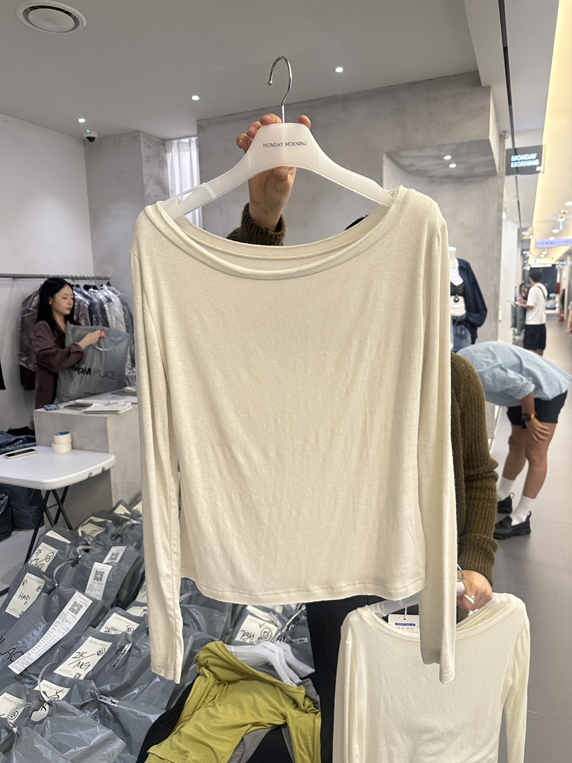MONDAYMORING東大門實拍女士新品熱賣推薦真品時尚人氣T恤MONDAYMORINGT恤圖色2
