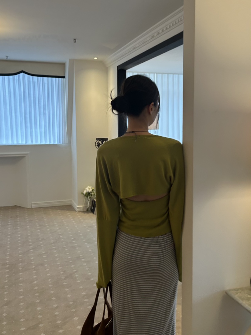 ME MO韓國代購女裝新款休閑真品時尚熱賣職業推薦長袖T恤ME MO長袖T恤