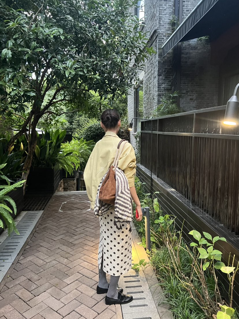 ME MO韓國代購女裝新品推薦熱賣真品職業時尚休閑皮衣皮革ME MO皮衣