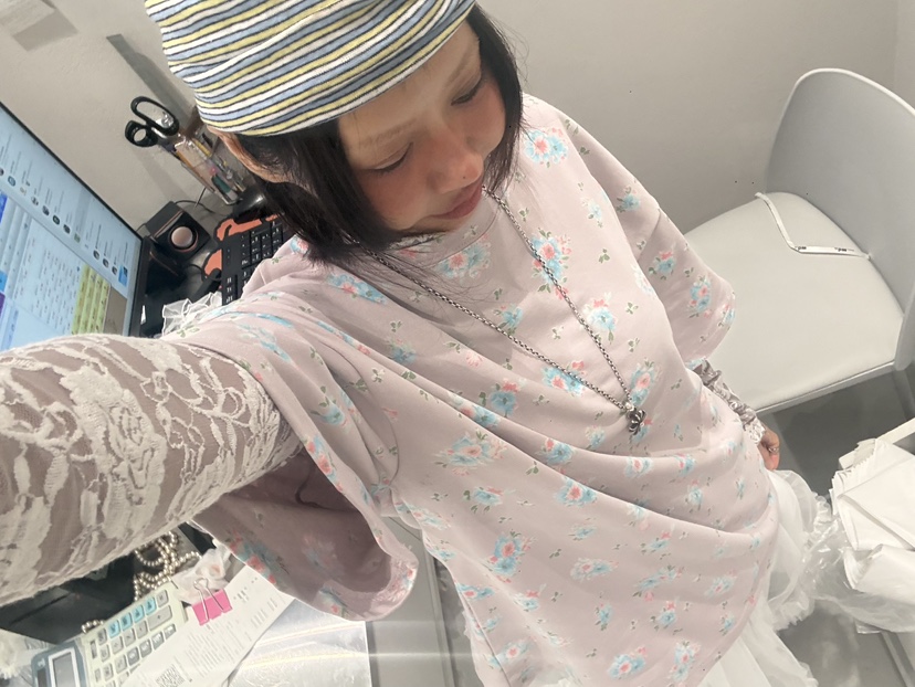 PLATFORM-L韓國代購女裝新品真品推薦長袖T恤花朵高領蕾絲PLATFORM-L長袖T恤