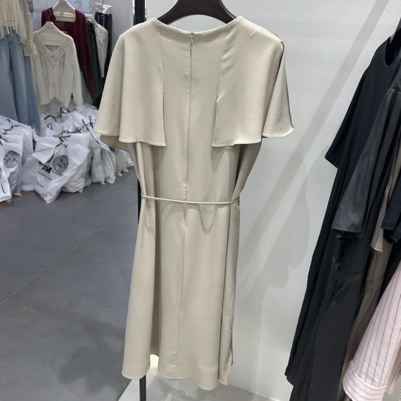 MATIERE東大門直郵女裝新品真品休閑時尚推薦人氣連衣裙OPSMATIERE連衣裙