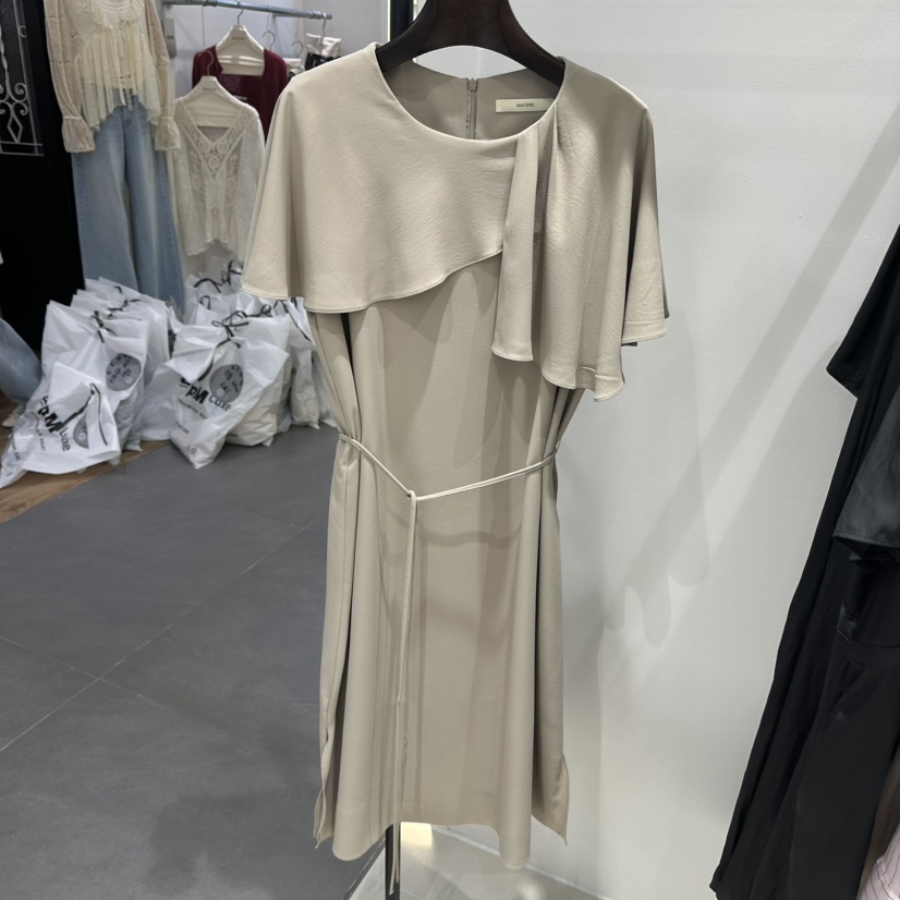 MATIERE東大門直郵女裝新品真品休閑時尚推薦人氣連衣裙OPSMATIERE連衣裙圖色1
