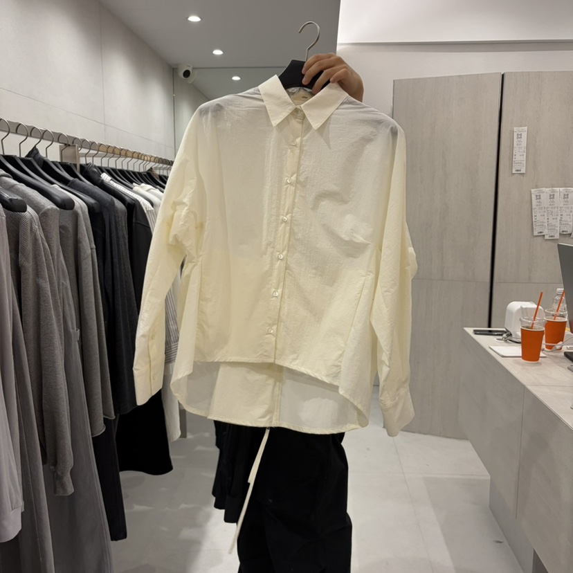 ETTER東大門實拍女裝新品真品熱賣人氣職業襯衫蕾絲衫金屬絲ETTER襯衫/蕾絲衫圖色3