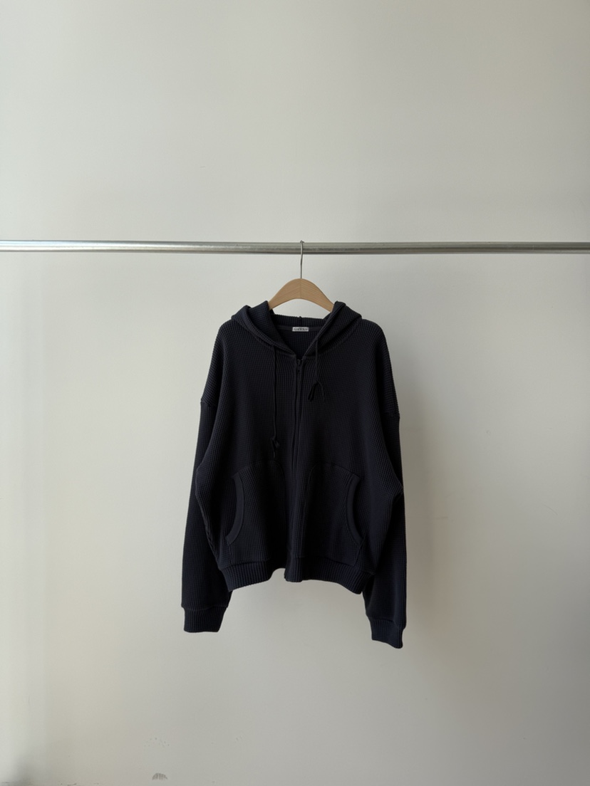 TAFFETA/MURET/ROBERTI韓國代購女裝新款真品推薦人氣衛衣TAFFETA/MURET/ROBERTI衛衣圖色2深藍色