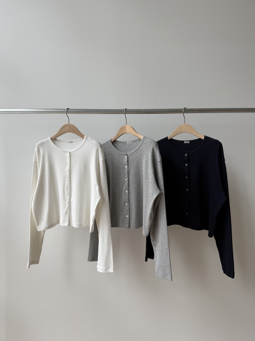 TAFFETA/MURET/ROBERTI韓國代購女士新品熱賣長袖T恤不含內搭TAFFETA/MURET/ROBERTI長袖T恤