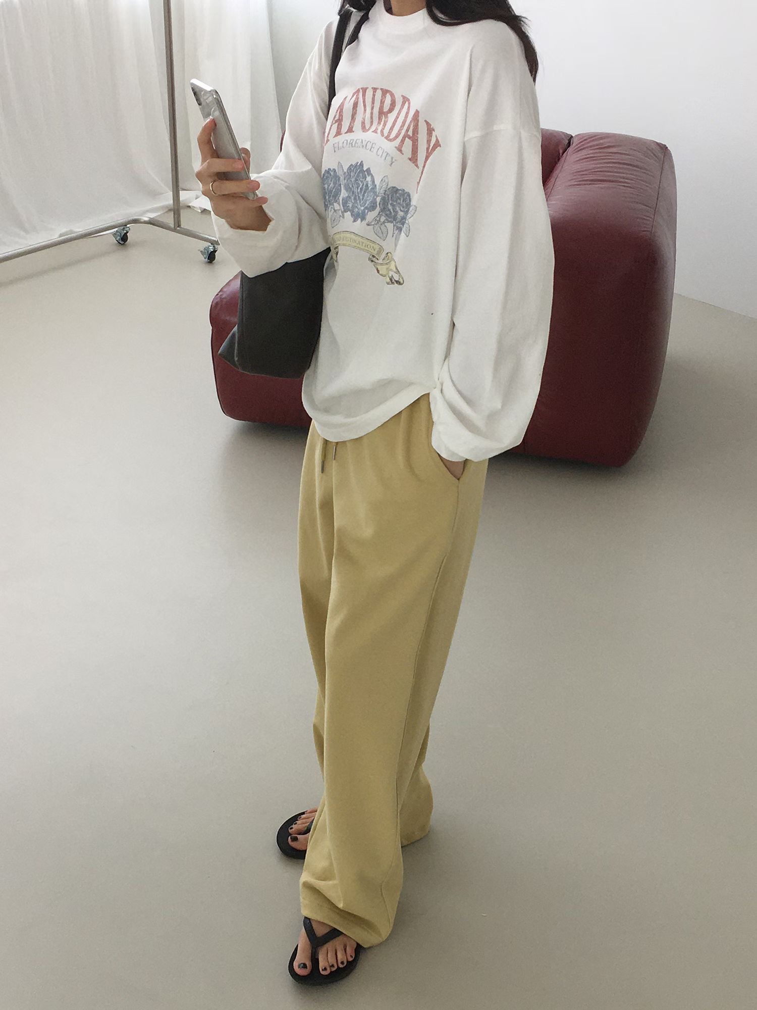 SATURDAY東大門實拍女裝新品休閑推薦真品時尚人氣長袖T恤SATURDAY長袖T恤