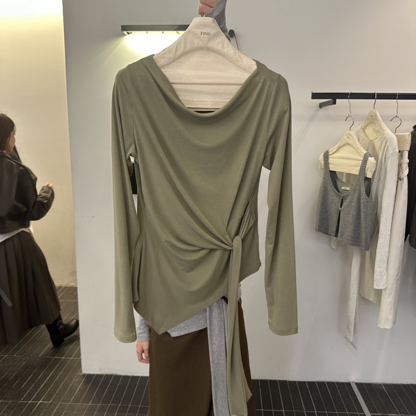 FIND-P東大門實拍女裝新品時尚休閑熱賣長袖T恤系帶船領FIND-P長袖T恤圖色2