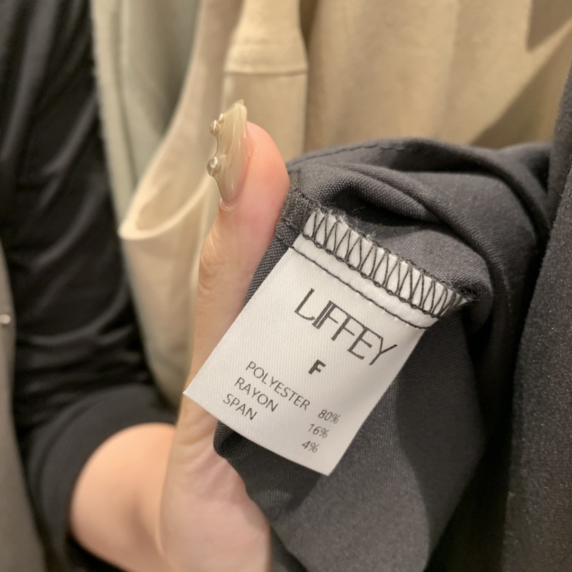 LIFFEY韓國直郵女裝新品推薦人氣真品熱賣時尚襯衫蕾絲衫LIFFEY襯衫/蕾絲衫