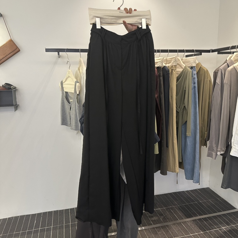 FIND-P東大門直郵女士新品真品時尚推薦休閑人氣休閑褲褶皺FIND-P休閑褲圖色2黑色