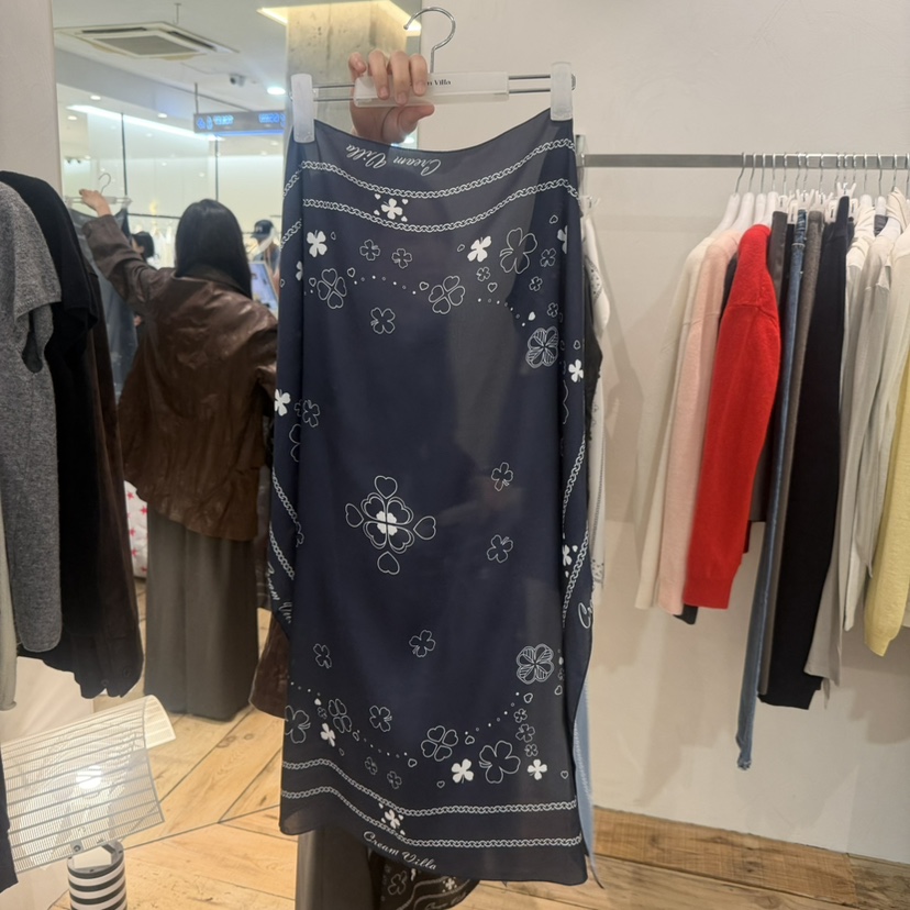 CREAM VILLA韓國代購女士新款真品圍巾披肩奶油色圍巾CREAM VILLA圍巾/披肩圖色2深藍色
