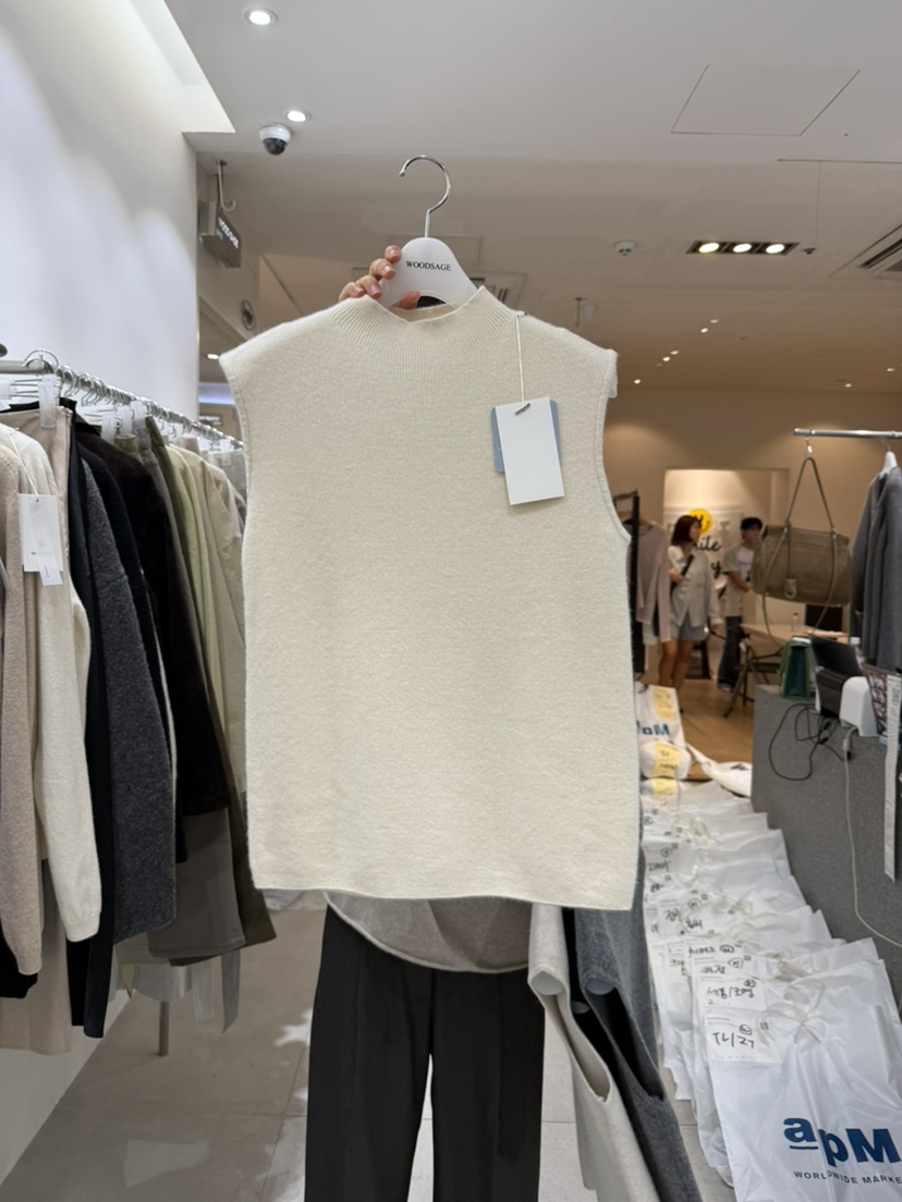 WOOD SAGE韓國代購女裝新品真品休閑熱賣推薦吊帶背心無袖WOOD SAGE吊帶/背心圖色1奶油色