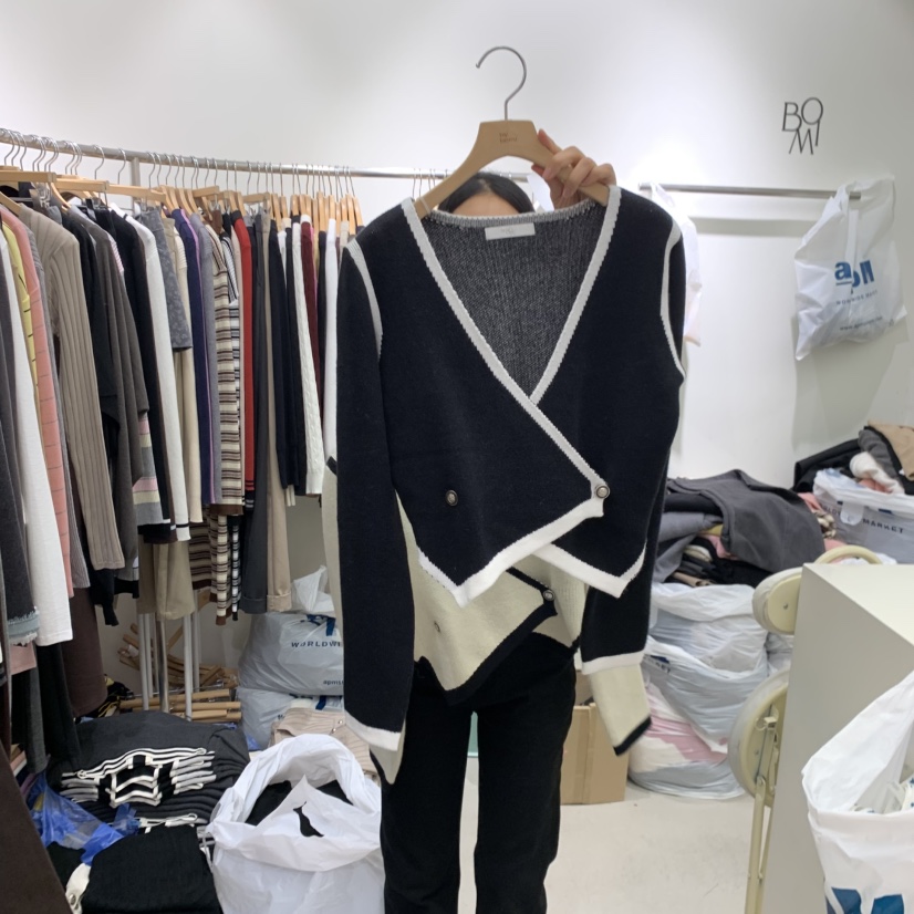 BY BOMI韓國代購女士新品真品人氣時尚推薦開衫撞色開衫BY BOMI開衫圖色1
