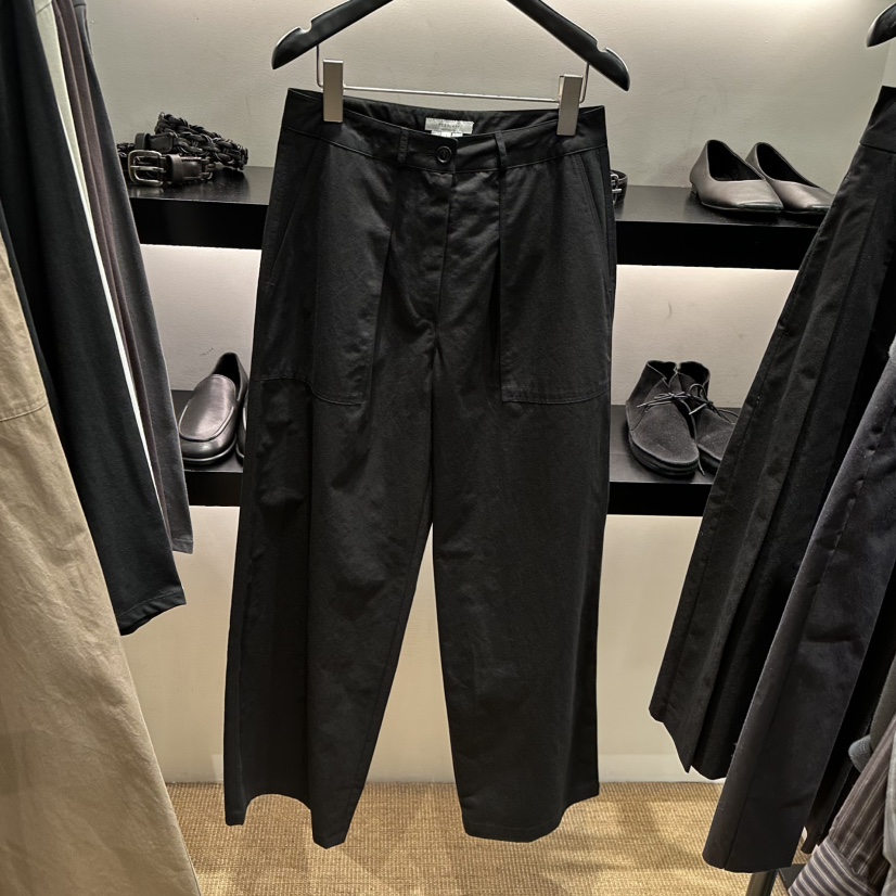 FEBRUARY 11東大門直郵女裝新品真品人氣休閑褲不含腰帶FEBRUARY 11休閑褲圖色2黑色