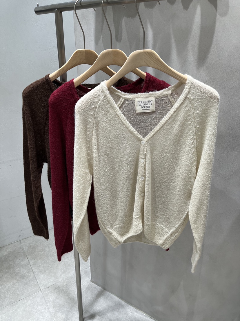 EVERCOMMERCE METICULOUSLY DESIGNED韓國代購女士新品人氣針織衫馬海毛EVERCOMMERCE METICULOUSLY DESIGNED針織衫