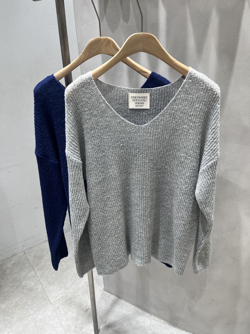 EVERCOMMERCE METICULOUSLY DESIGNED韓國直郵女裝新品人氣針織衫馬海毛EVERCOMMERCE METICULOUSLY DESIGNED針織衫