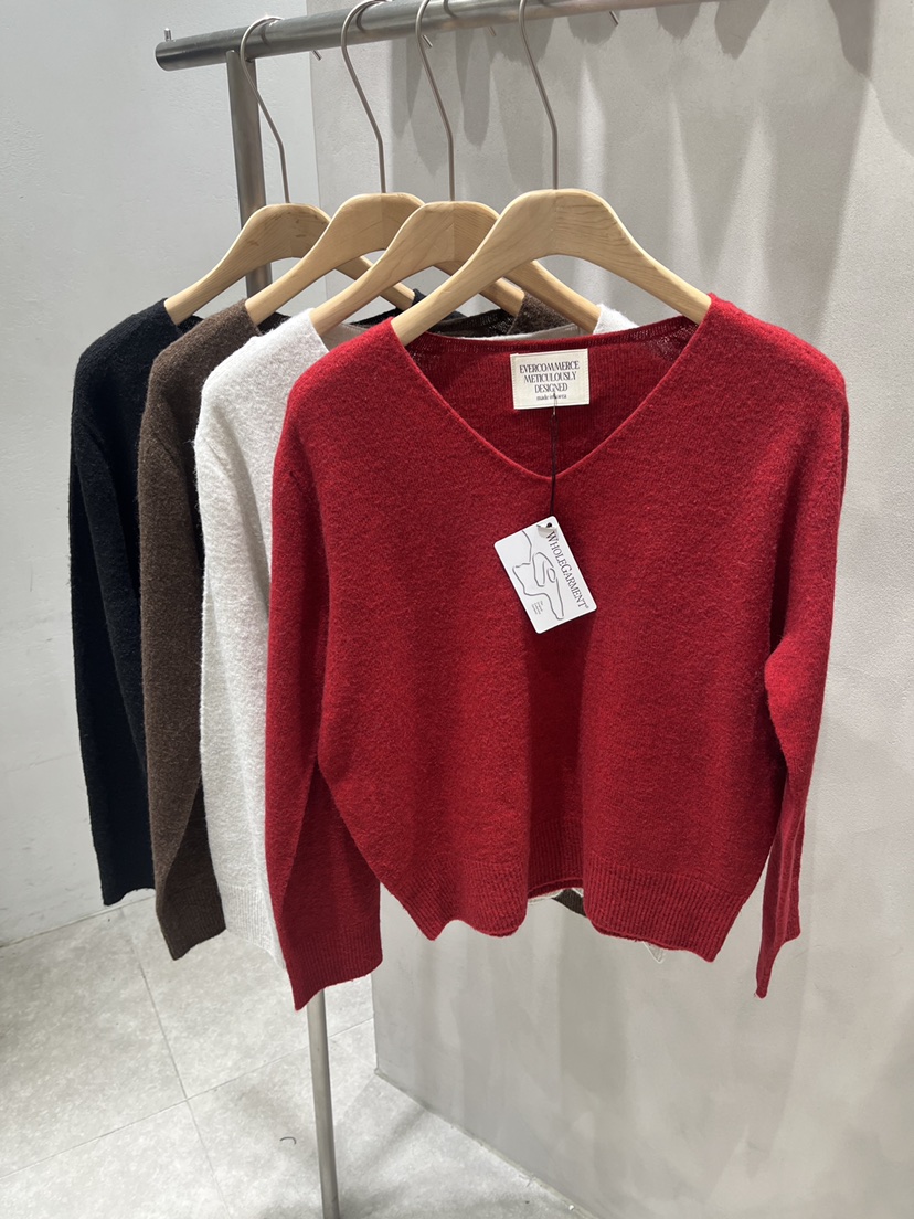 EVERCOMMERCE METICULOUSLY DESIGNED東大門直郵女裝新款休閑針織衫EVERCOMMERCE METICULOUSLY DESIGNED針織衫